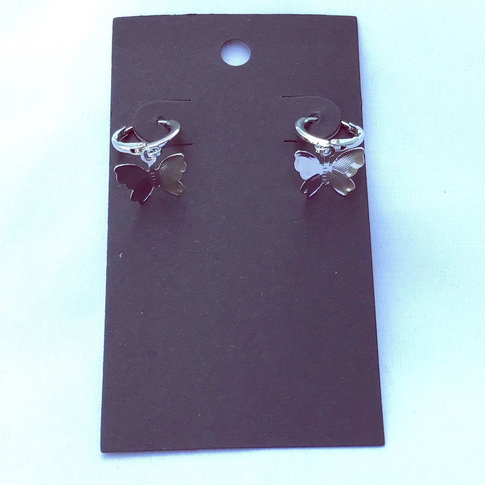 dangle earrings